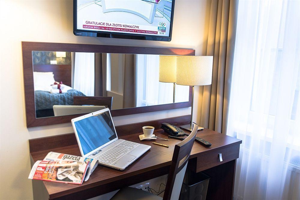 City Center Rooms Piotrkowska 91 Lodž Exteriér fotografie